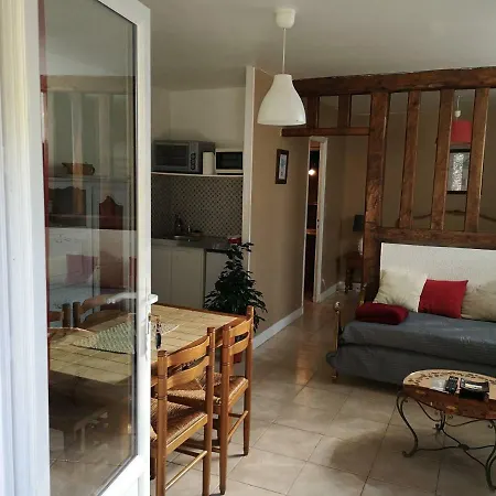 Studio 3 Personnes
